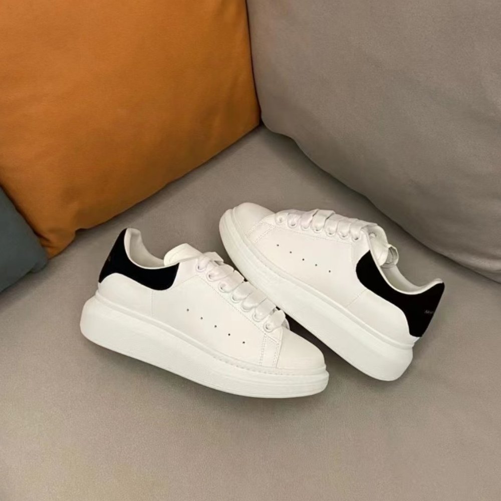 Alexander McQueen Sneakers